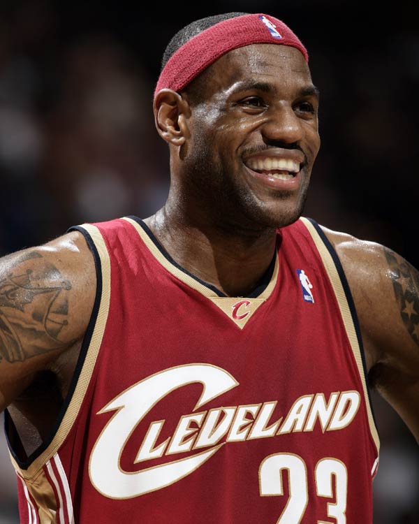 让威少更多 让威少更多